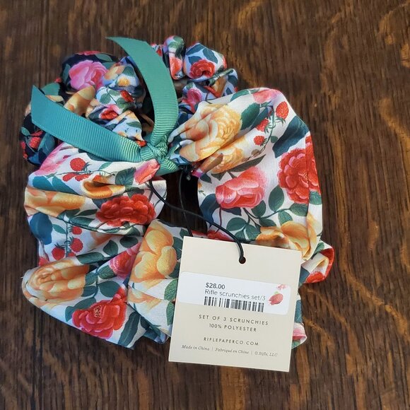 New with Tags Rifle Paper Co. Set of 3 Floral Print Scrunchies - Picture 2 of 4